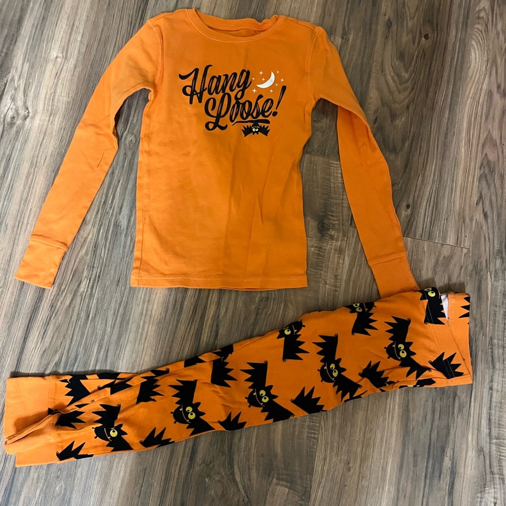 Kid’s Old Navy Halloween Pajama Set